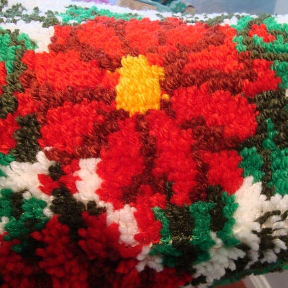 Handmade Christmas Latch Hook Wall Decor Holiday Vintage Christmas Decoration - Picture 7 of 7